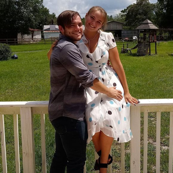 Meet your Posher, Adrianna - Picture 1 of 1